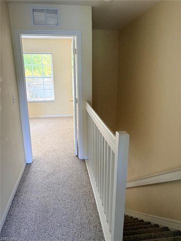 8162 Pacific Beach DR, Fort Myers, FL 33966