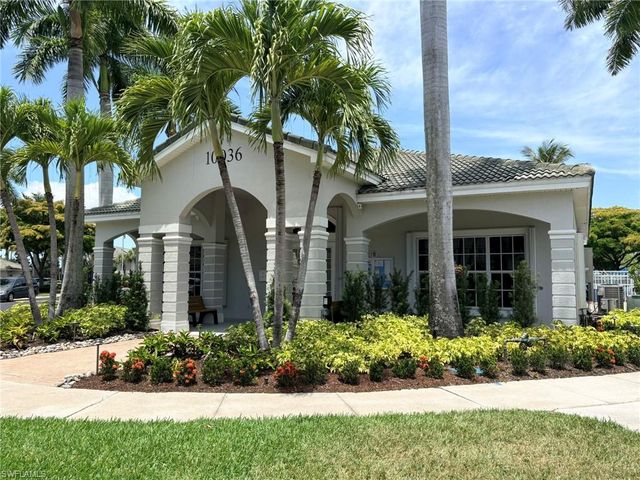 8162 Pacific Beach DR, Fort Myers, FL 33966