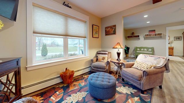 9 Cedar Street, South Hero, VT 05486