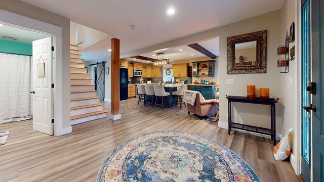 9 Cedar Street, South Hero, VT 05486