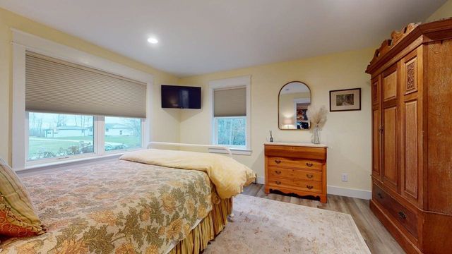 9 Cedar Street, South Hero, VT 05486