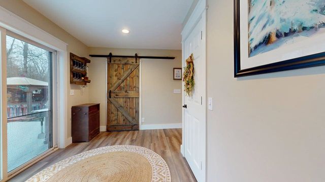 9 Cedar Street, South Hero, VT 05486