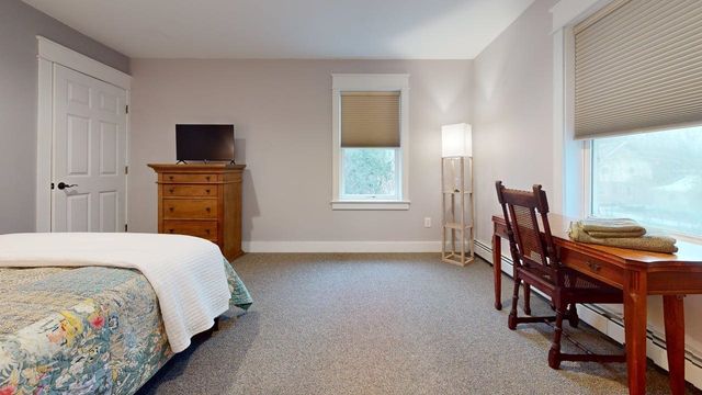 9 Cedar Street, South Hero, VT 05486