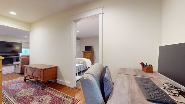 9 Cedar Street, South Hero, VT 05486