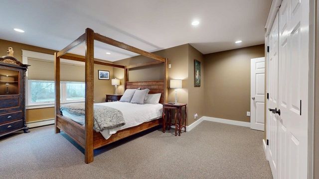 9 Cedar Street, South Hero, VT 05486