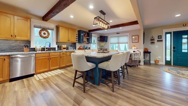 9 Cedar Street, South Hero, VT 05486