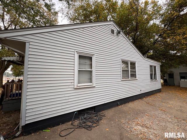 2417 W ANN Street, Peoria, IL 61605