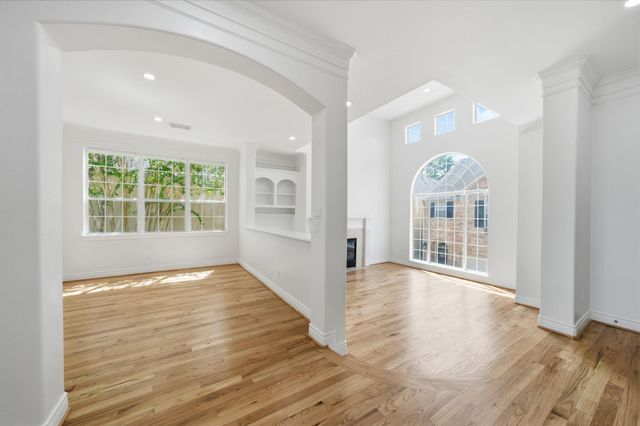 11110 Sherwood Forest Glen Drive, Houston, TX 77043