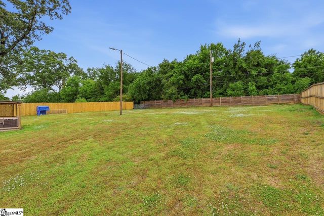 4 Front Street, Spartanburg, SC 29301