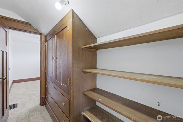 328 S Anacortes Street, Burlington, WA 98233