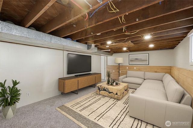 328 S Anacortes Street, Burlington, WA 98233