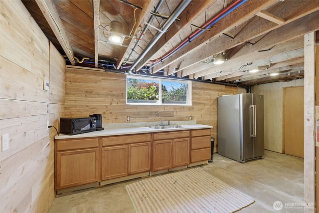 328 S Anacortes Street, Burlington, WA 98233