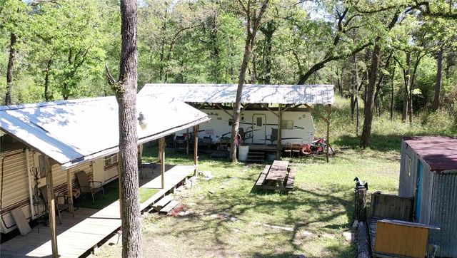 9884 Rocky Ridge Lane, Madisonville, TX 77864