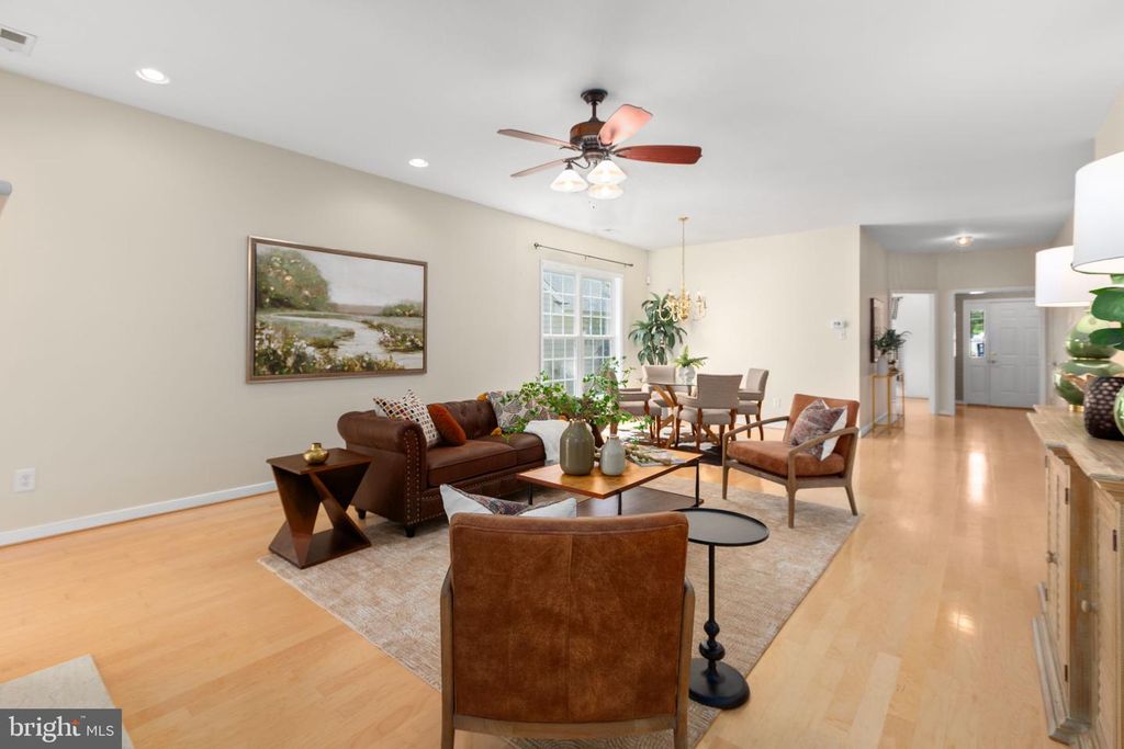 Image 13 of property listing at 11921 LEGACY WOODS DR, Fredericksburg, VA 22407