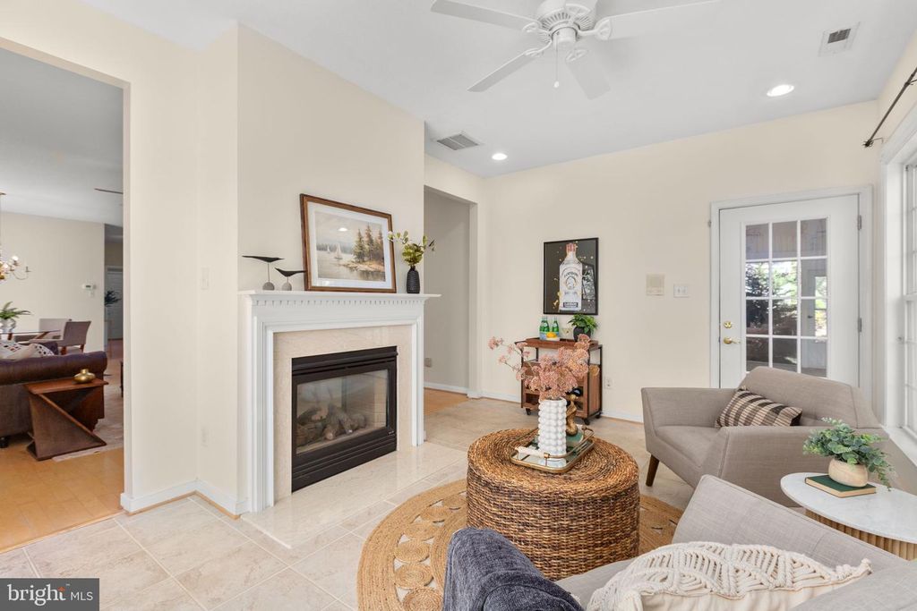 Image 20 of property listing at 11921 LEGACY WOODS DR, Fredericksburg, VA 22407