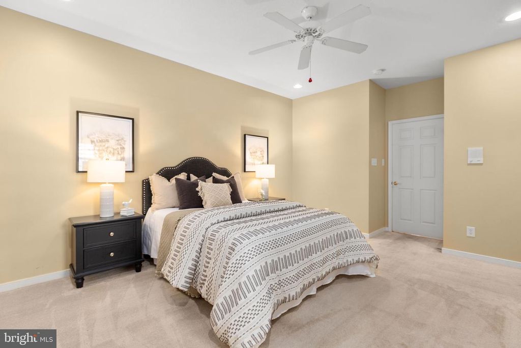 Image 22 of property listing at 11921 LEGACY WOODS DR, Fredericksburg, VA 22407