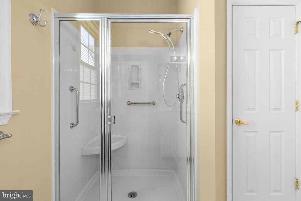 Image 27 of property listing at 11921 LEGACY WOODS DR, Fredericksburg, VA 22407