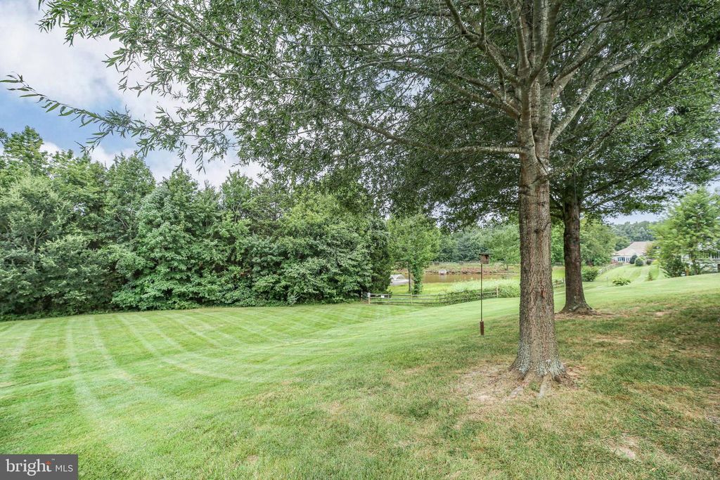 Image 37 of property listing at 11921 LEGACY WOODS DR, Fredericksburg, VA 22407