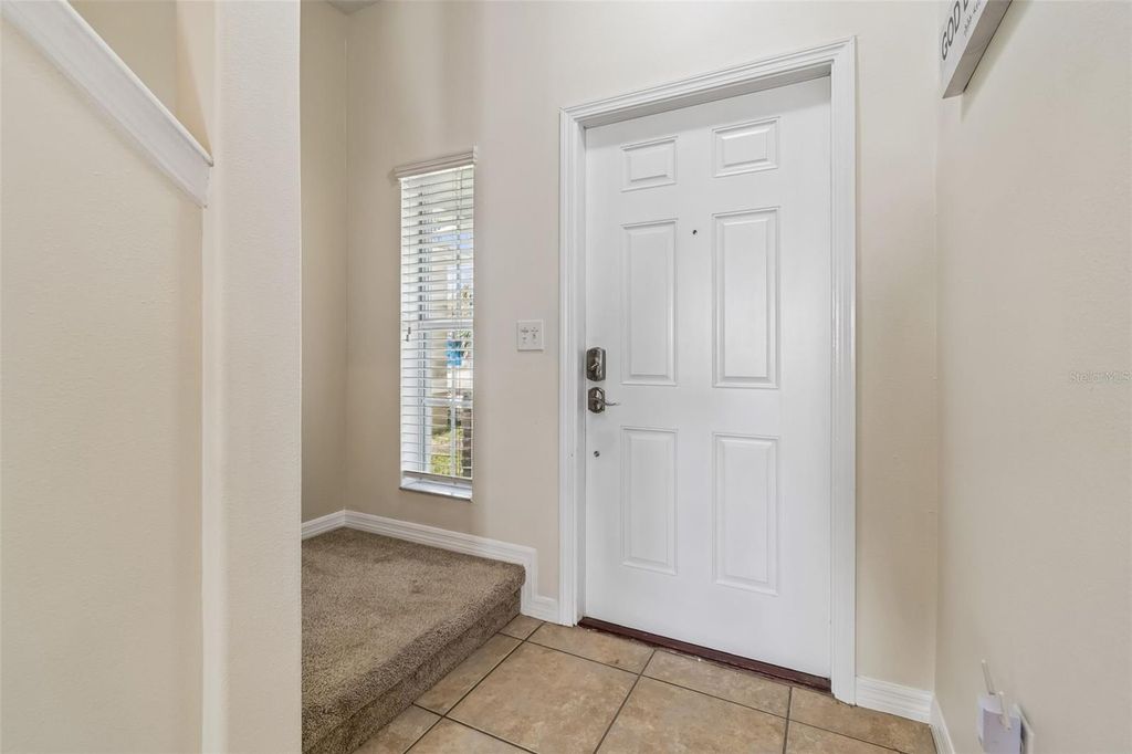 Image 2 of property listing at 2115 SONG SPARROW COURT, Ruskin, FL 33570