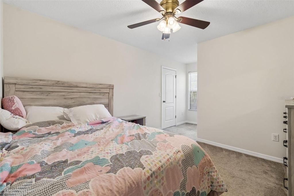 Image 18 of property listing at 2115 SONG SPARROW COURT, Ruskin, FL 33570