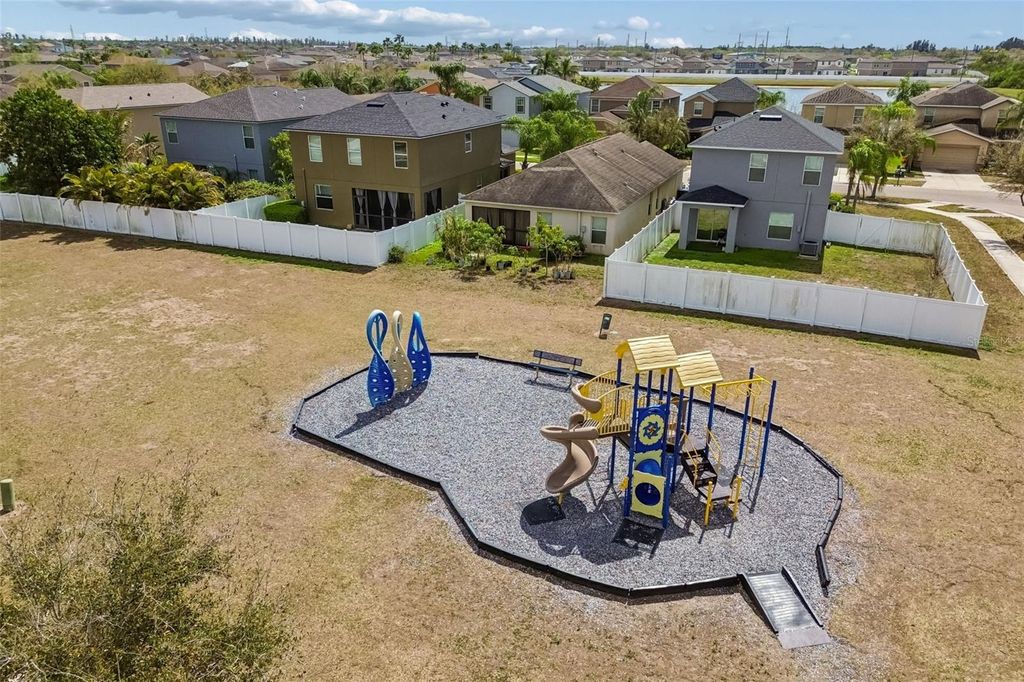 Image 53 of property listing at 2115 SONG SPARROW COURT, Ruskin, FL 33570