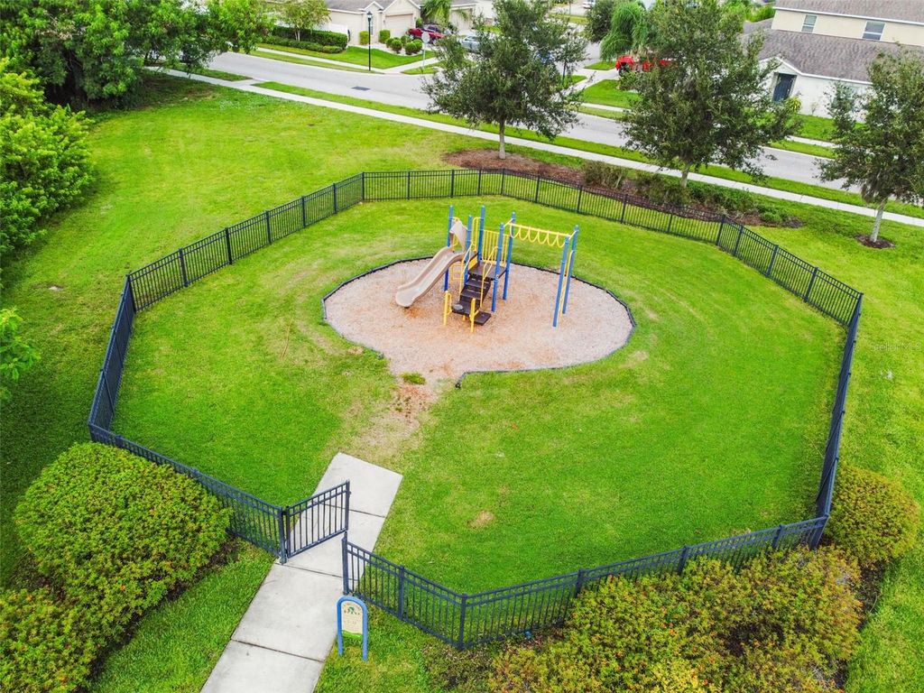 Image 55 of property listing at 2115 SONG SPARROW COURT, Ruskin, FL 33570