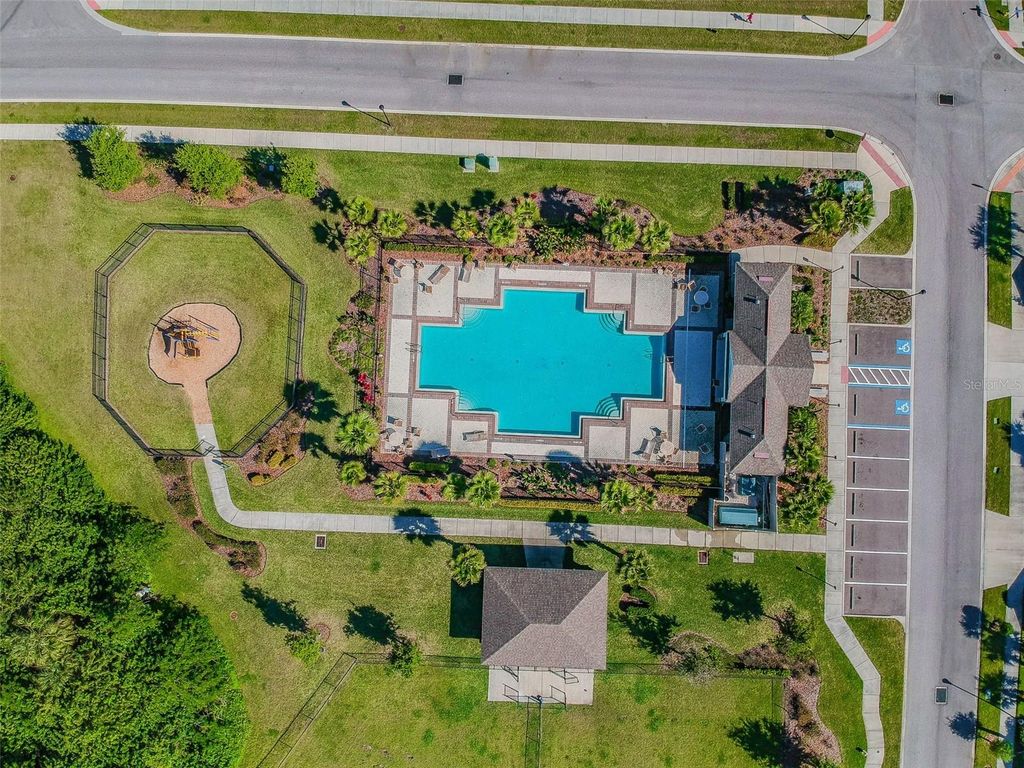 Image 59 of property listing at 2115 SONG SPARROW COURT, Ruskin, FL 33570