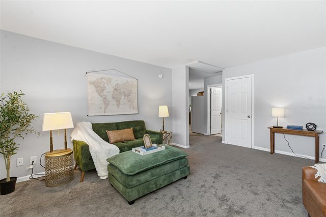 756 W Kilgore Road 108, Kalamazoo, MI 49008