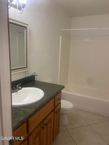 8740 S South Loop Boulevard, California City, CA 93504