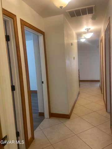 8740 S South Loop Boulevard, California City, CA 93504