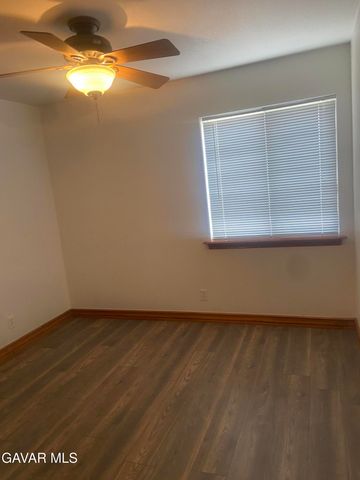 8740 S South Loop Boulevard, California City, CA 93504