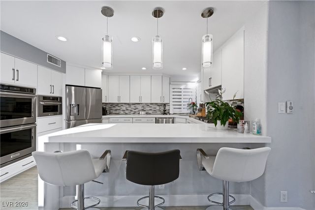 5125 Turnberry Lane, Las Vegas, NV 89113