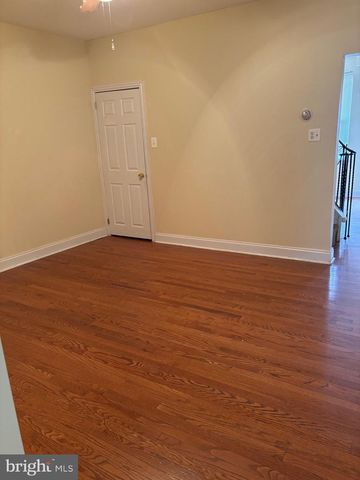 815 LIVINGSTON ST, Philadelphia, PA 19125