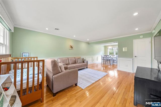 122 Parkview Drive 7, Teaneck, NJ 07666