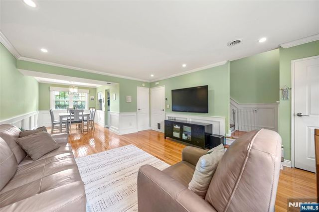 122 Parkview Drive 7, Teaneck, NJ 07666