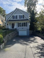 92 Brown Road, Scarsdale, NY 10583
