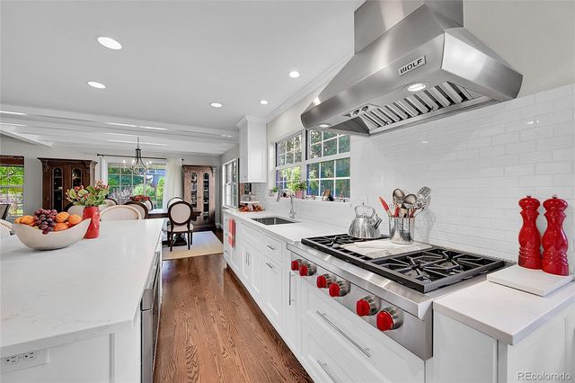 7111 S Poplar Court, Centennial, CO 80112