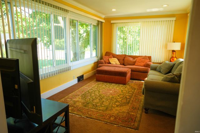 1433 Poplar Street, Huntington, IN 46750