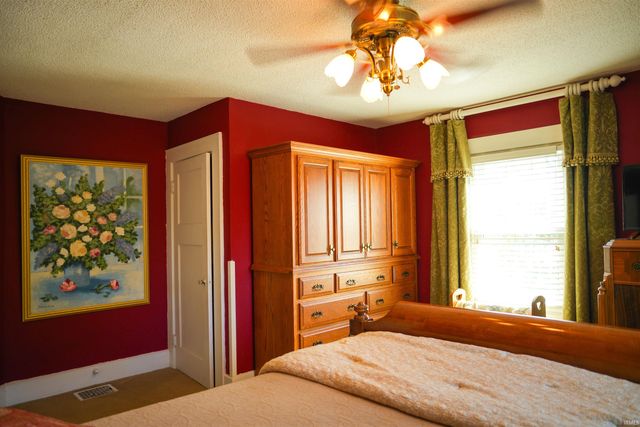 1433 Poplar Street, Huntington, IN 46750