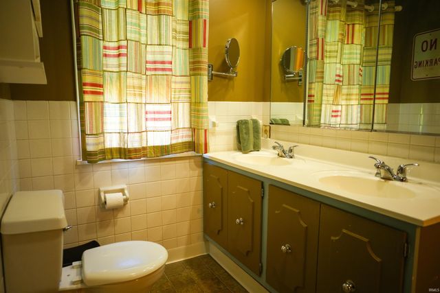 1433 Poplar Street, Huntington, IN 46750