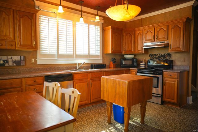 1433 Poplar Street, Huntington, IN 46750