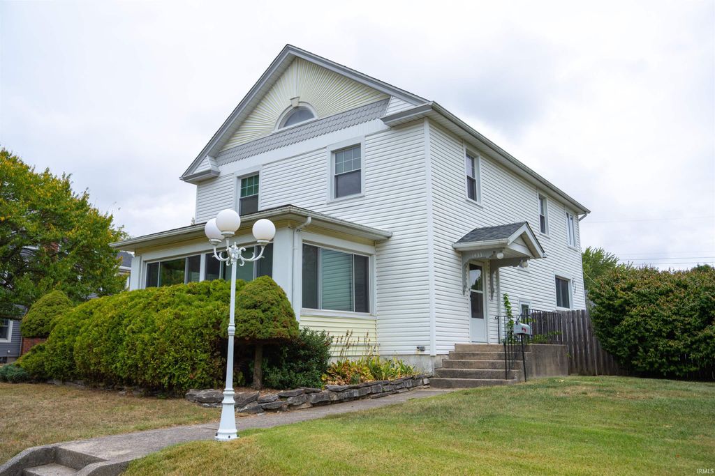 1433 Poplar Street, Huntington, IN 46750