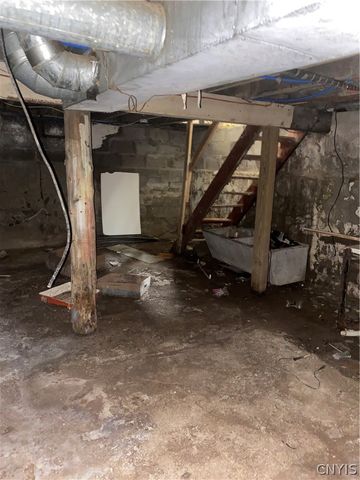 151 Arsenal Drive, Syracuse, NY 13205