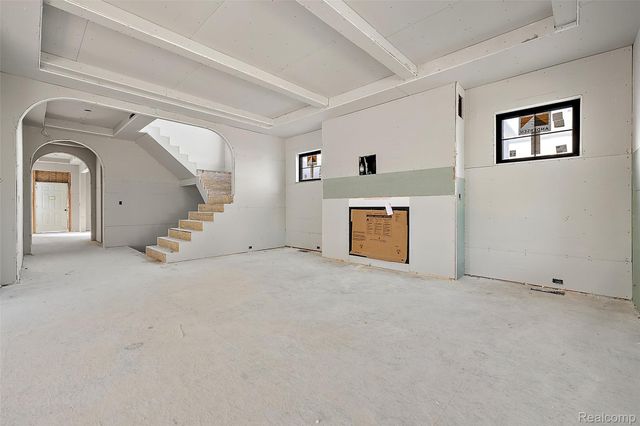 2263 Manchester Road, Birmingham, MI 48009