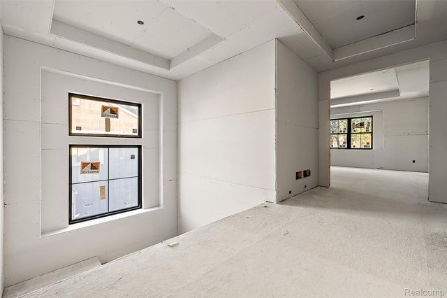 2263 Manchester Road, Birmingham, MI 48009