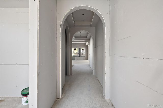 2263 Manchester Road, Birmingham, MI 48009