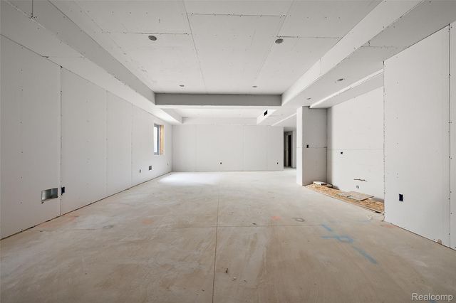 2263 Manchester Road, Birmingham, MI 48009