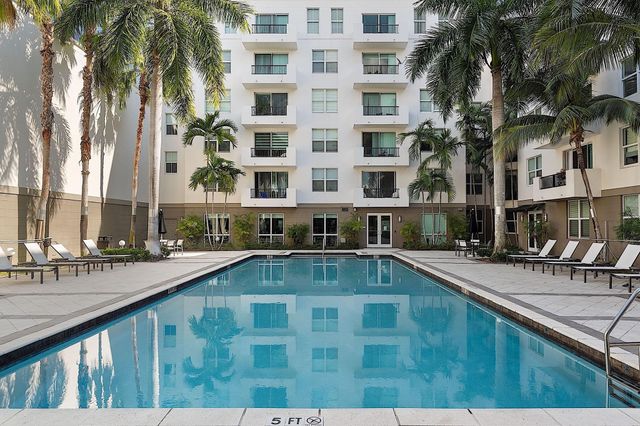 2401 NE 65th Street 502, Fort Lauderdale, FL 33308