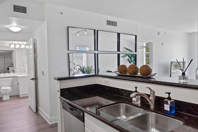 2401 NE 65th Street 502, Fort Lauderdale, FL 33308