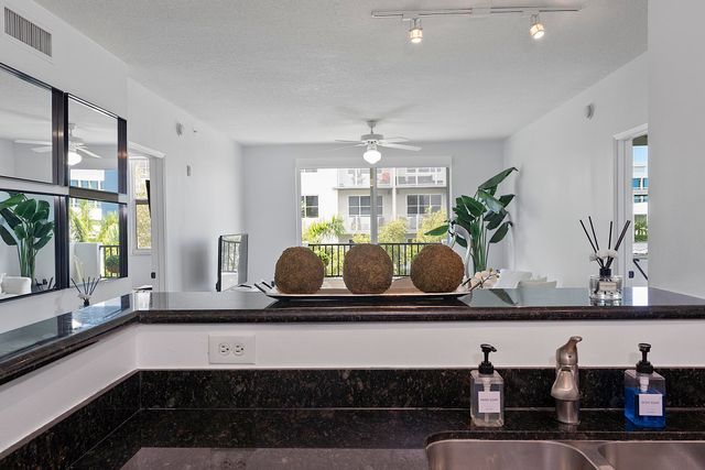 2401 NE 65th Street 502, Fort Lauderdale, FL 33308